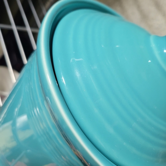 Fiesta 2 qt Turquoise Medium Canister with Seal - Picture 2 of 3